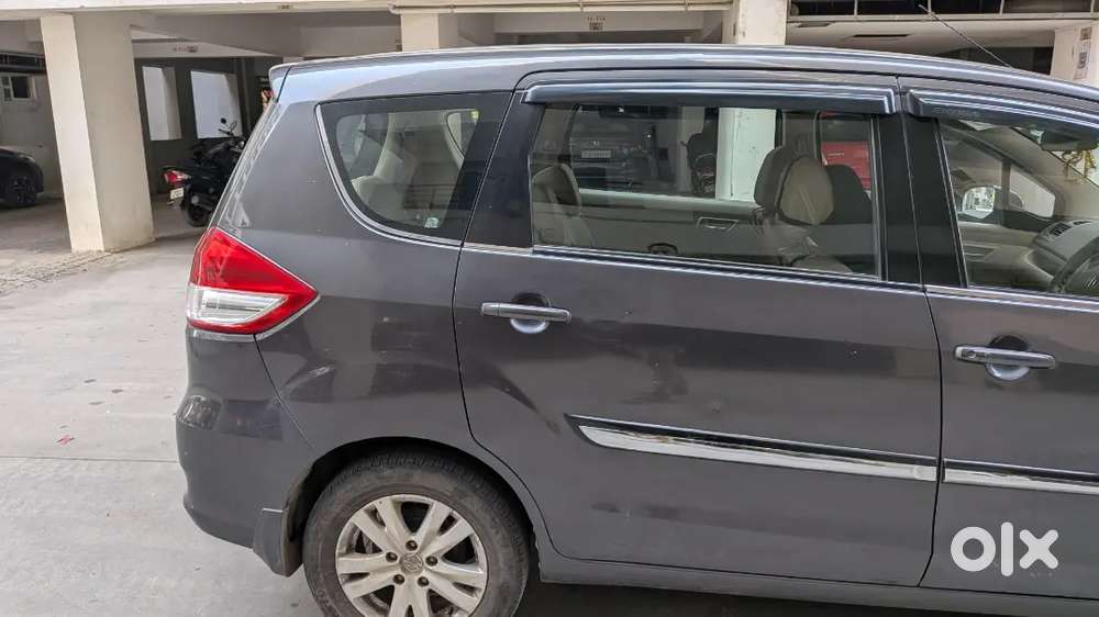 Maruti Suzuki Ertiga Zdi+ Shvs 2017