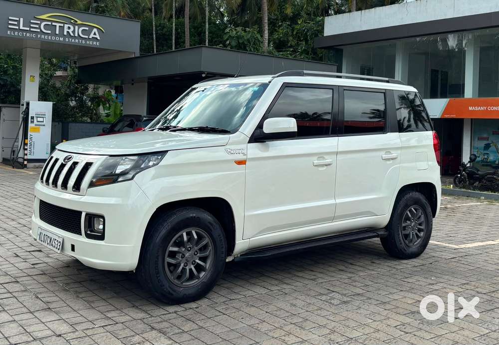 Mahindra Tuv 300 T10, 2017, Diesel