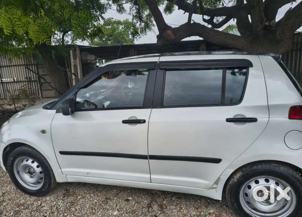 Maruti Suzuki Swift 2011 Lxi