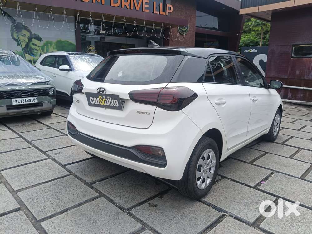 Hyundai I20 Sportz 1.2 Bs-iv, 2018, Petrol