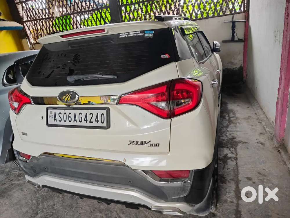 Mahindra Xuv300 Turbosport 2023 Petrol 60000 Km Driven