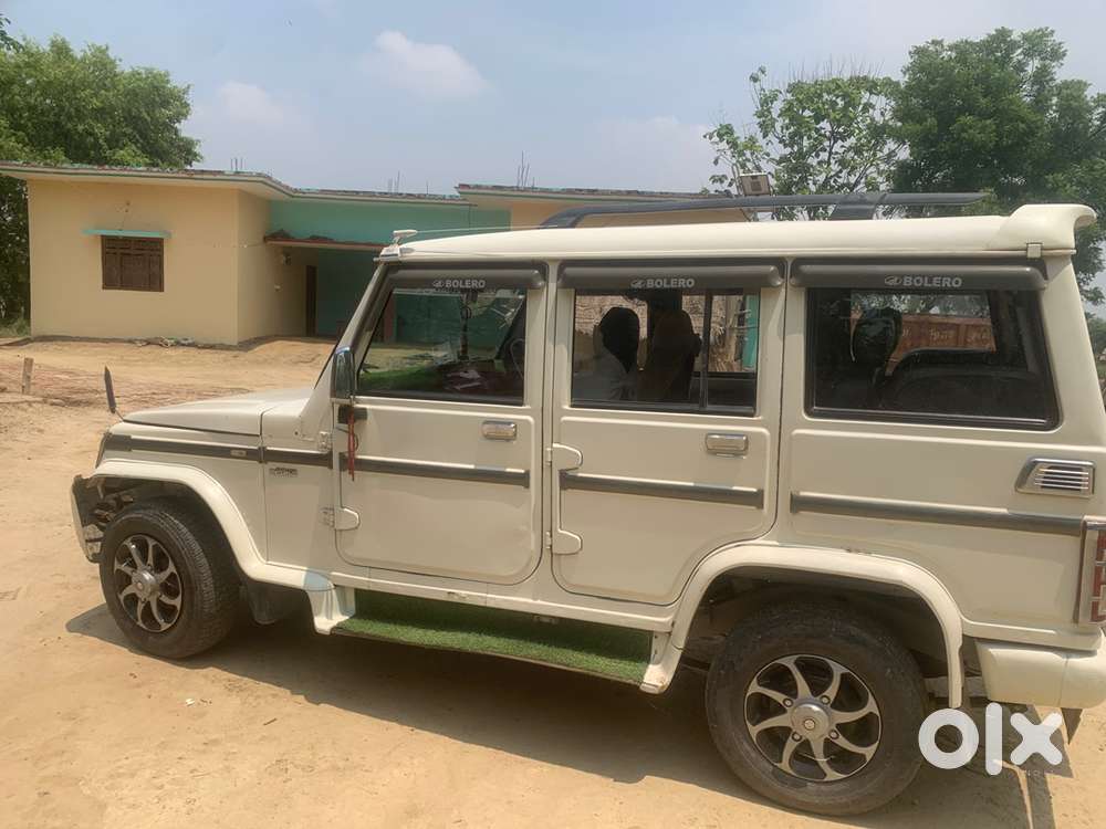 Mahindra Bolero Neo 2013