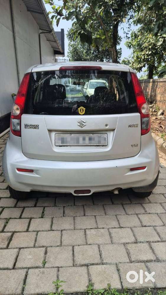 Maruti Suzuki Ritz Vxi, 2012, Petrol