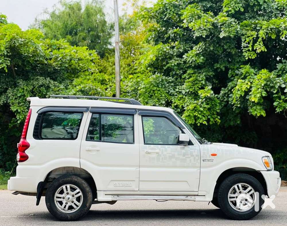 Mahindra Scorpio Vlx Air Bag Bs-iv, 2013, Petrol