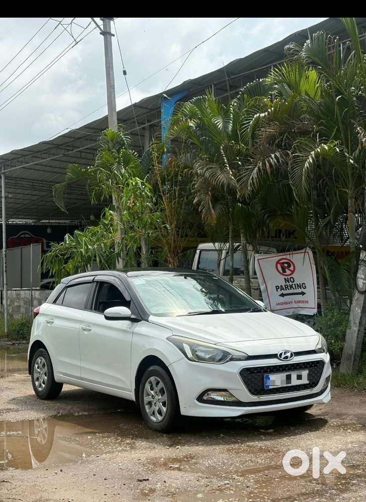 Hyundai I20 Petrol Spotz, 2016, Petrol