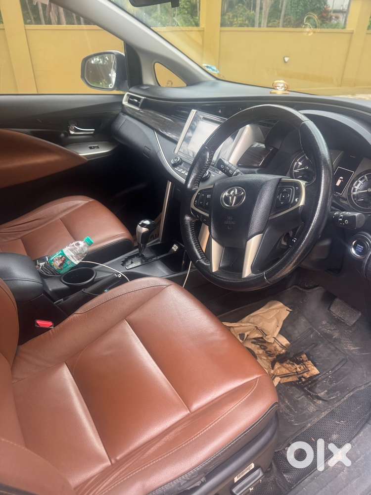 Toyota Innova Crysta Diesel 2018/12month