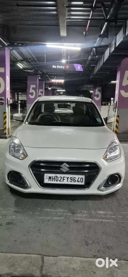 Maruti Suzuki Dzire Vxi Ags, 2023, Petrol