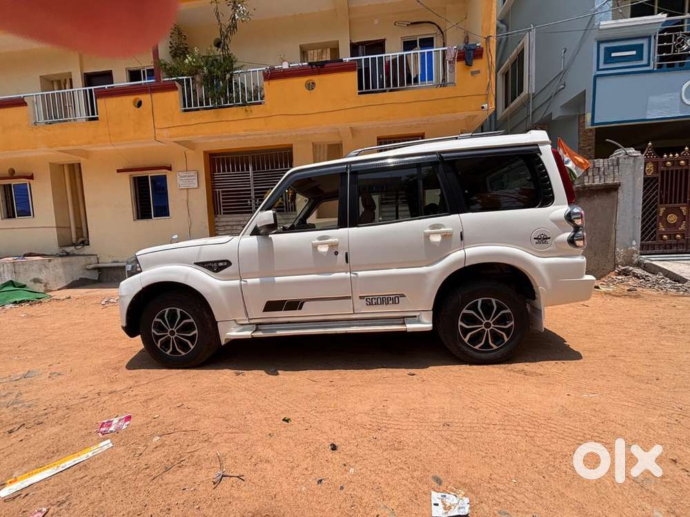 Mahindra Scorpio Classic 2012