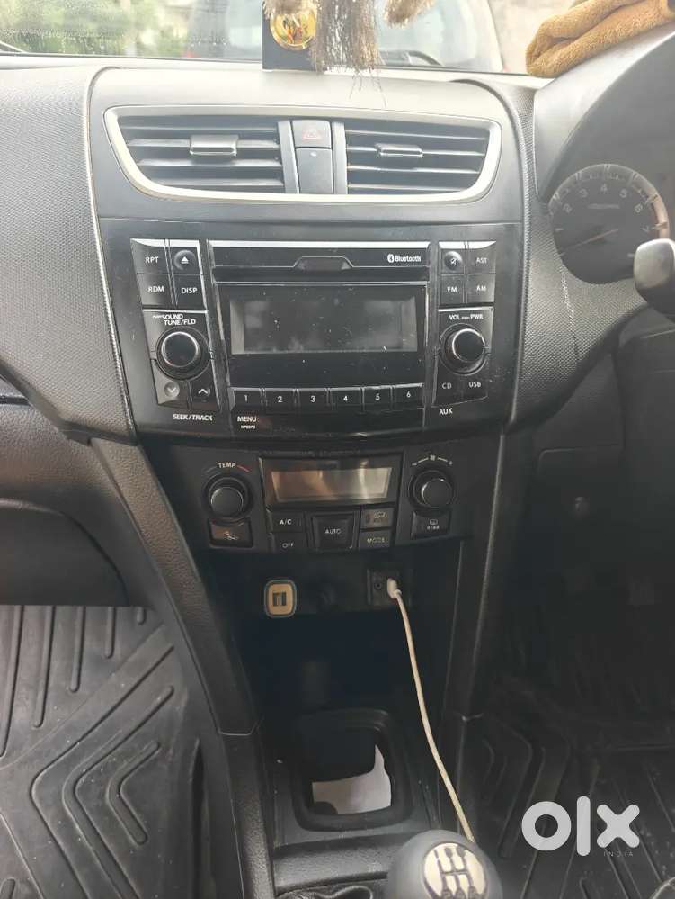 Swift Maruti Suzuki Zxi 2015