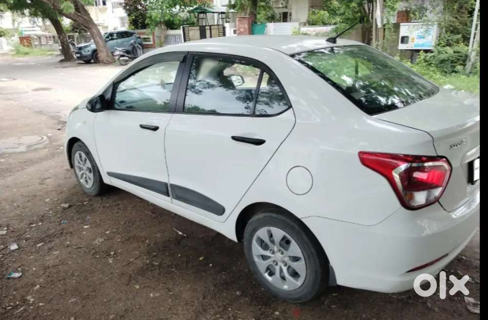 Hyundai Xcent 2015 Petrol Well Maintained