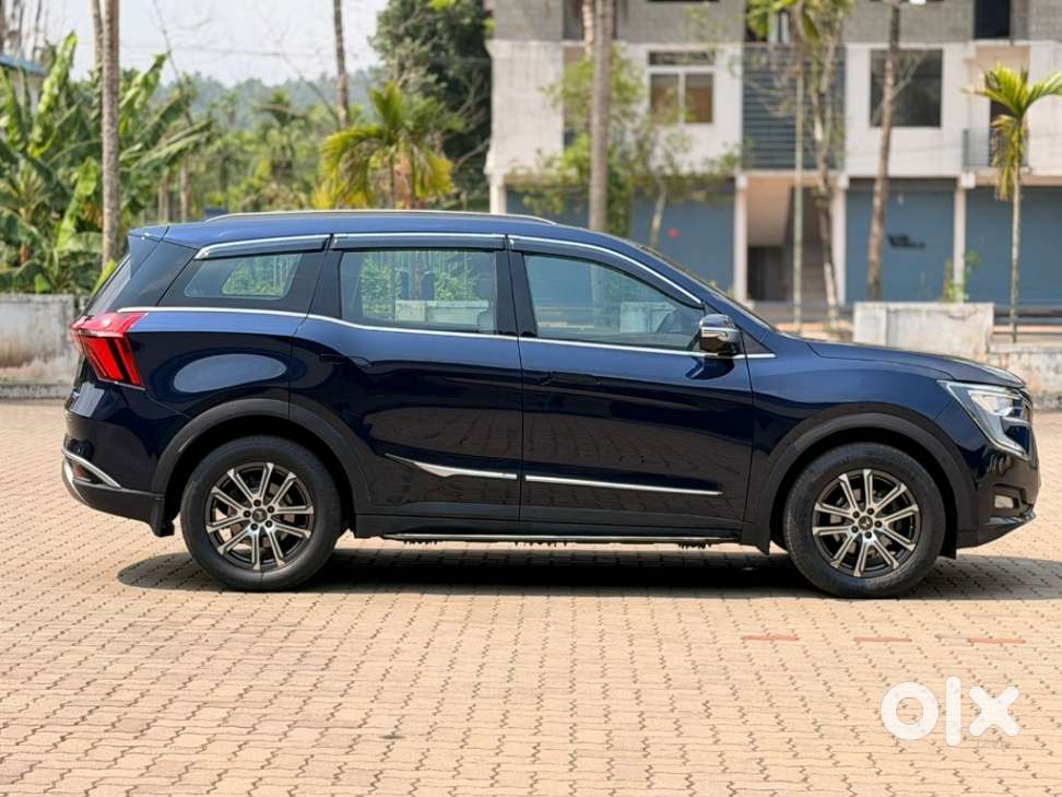 Mahindra Xuv700 2.2 Ax 7 Diesel At Luxury Pack Str, 2022, Diesel