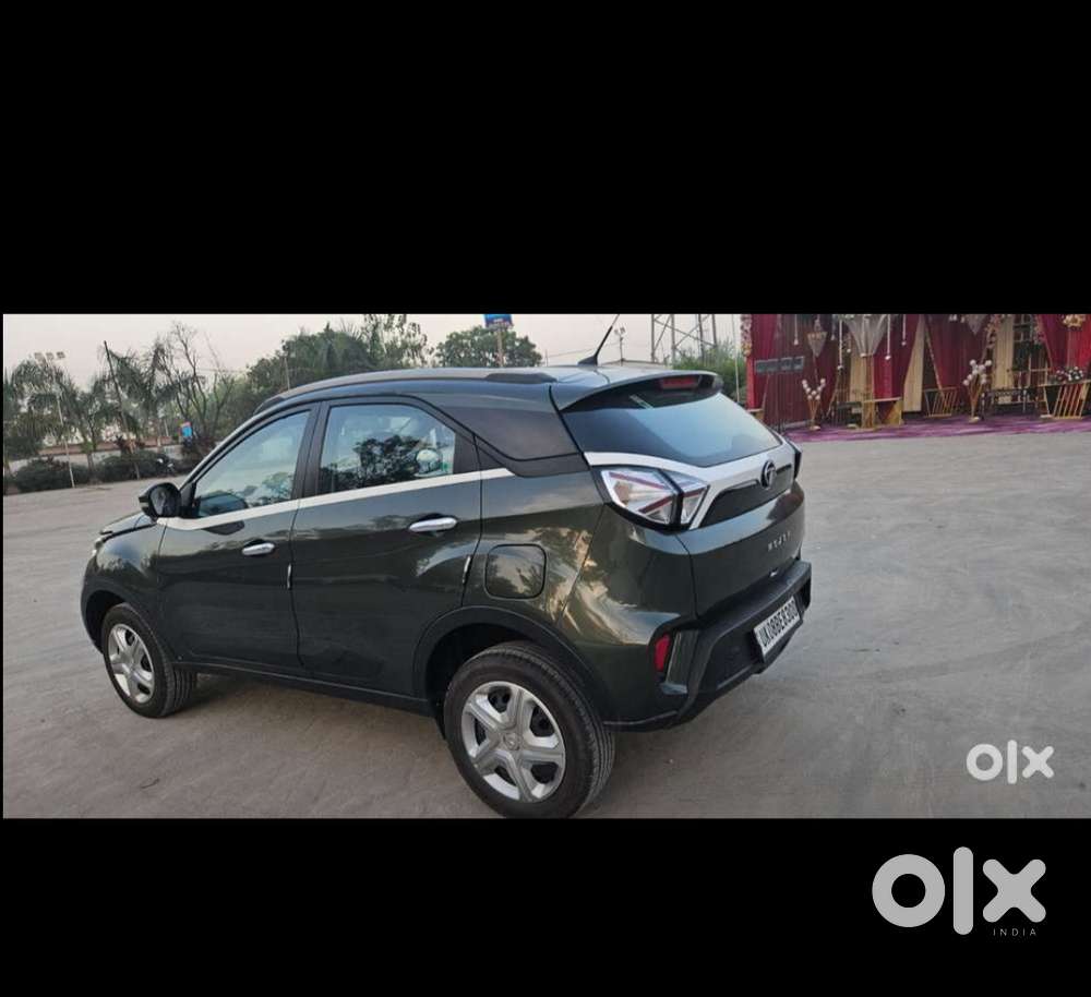 Tata Nexon 1.2 Revotron Xm (s), 2023, Petrol