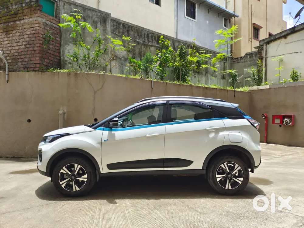 2023 Tata Nexon Xz+ Lux 7.2kw