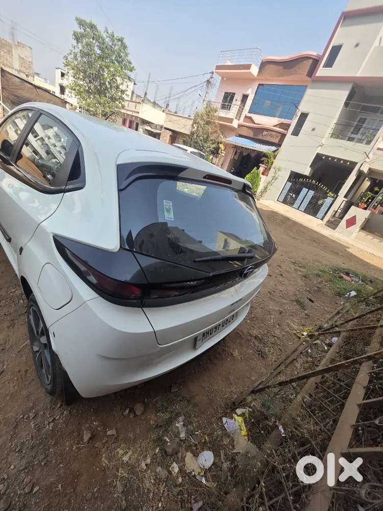Tata Altroz 2021 Petrol Well Maintained