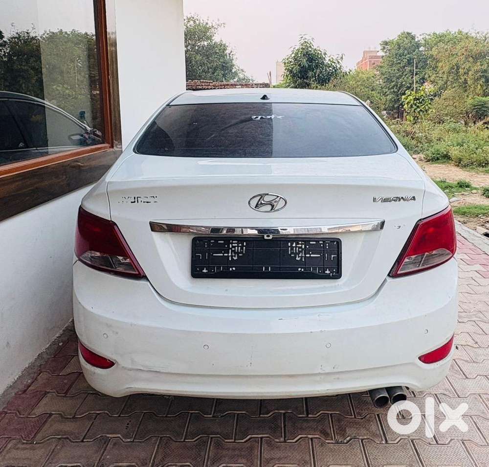 Hyundai Verna 2013 Petrol Well Maintained