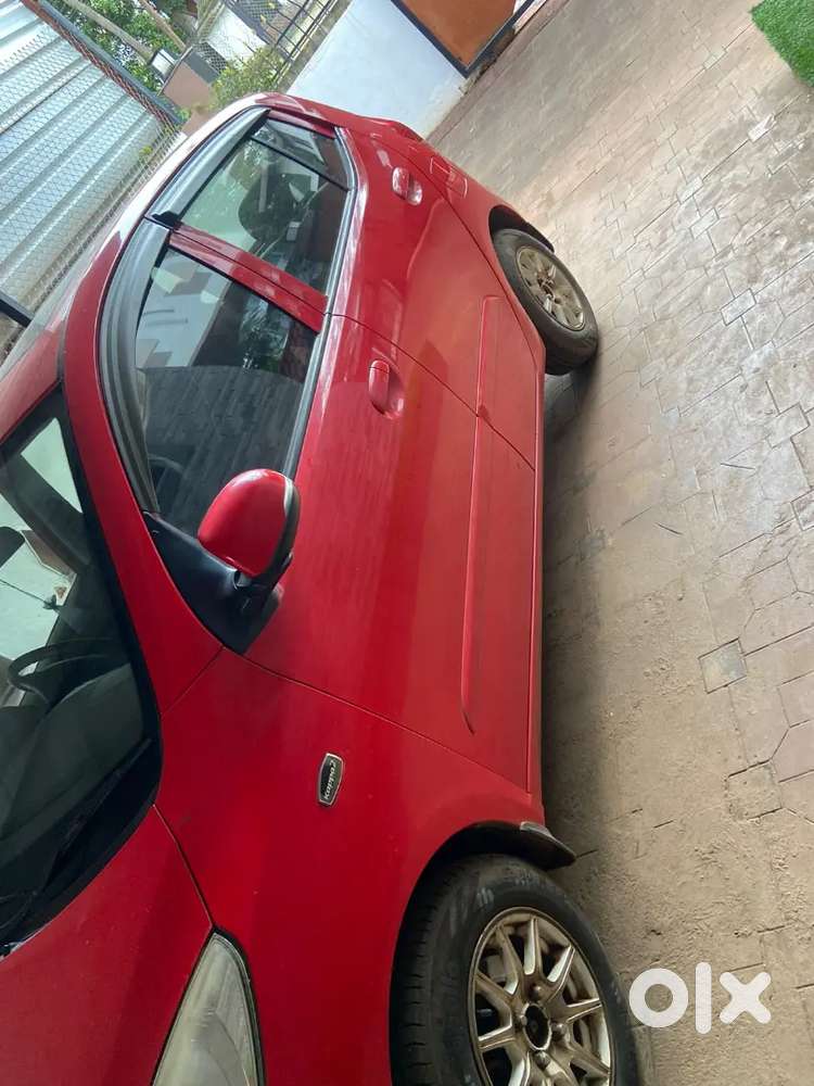 Hyundai I10 Asta Sunroof At 2013