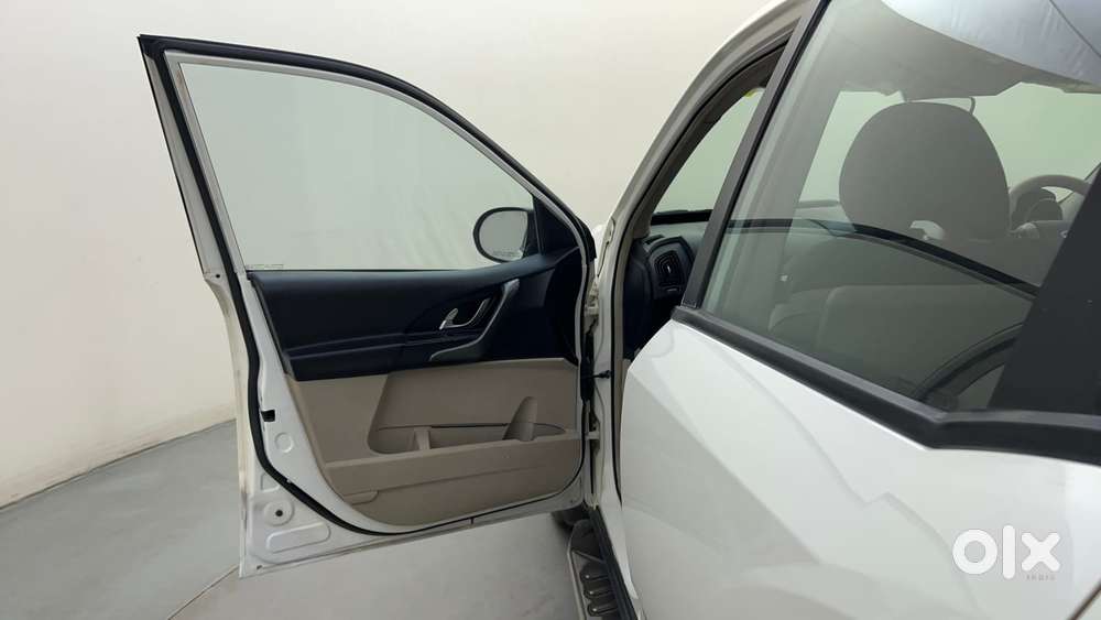 Mahindra Xuv500 W6 2wd, 2017, Diesel