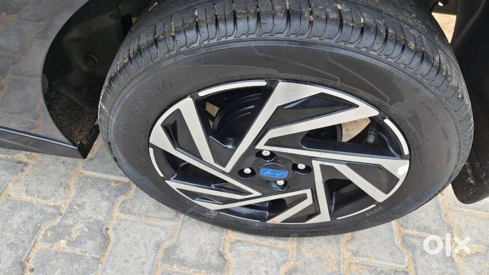 Hyundai I20 Asta (o) 1.2 Mt, 2024, Petrol