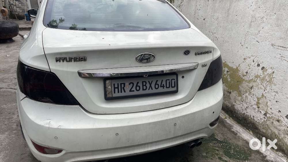Hyundai Verna 2013 Diesel 150000 Km Driven