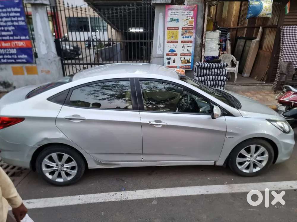 Hyundai Verna Crdi 2012