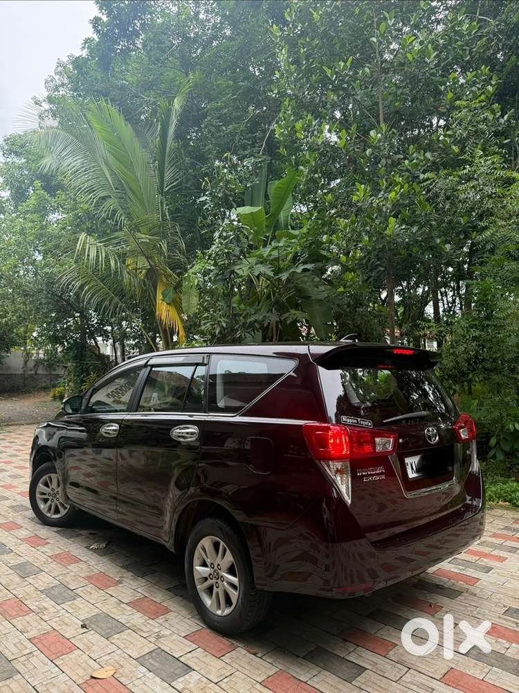 Toyota Innova Crysta 2018