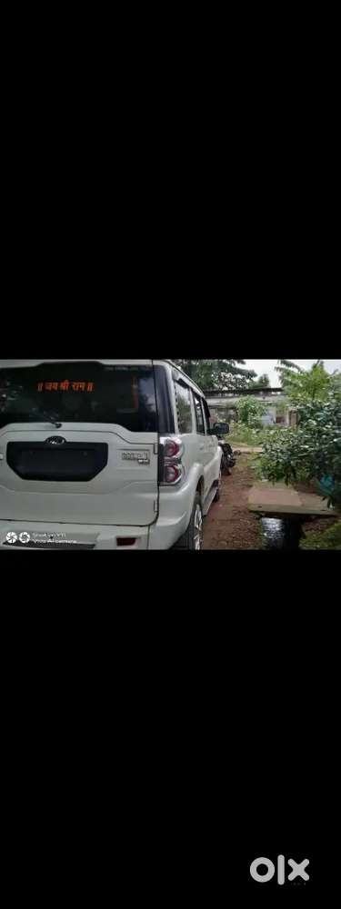 Mahindra Scorpio S6 Plus Diesel 2016