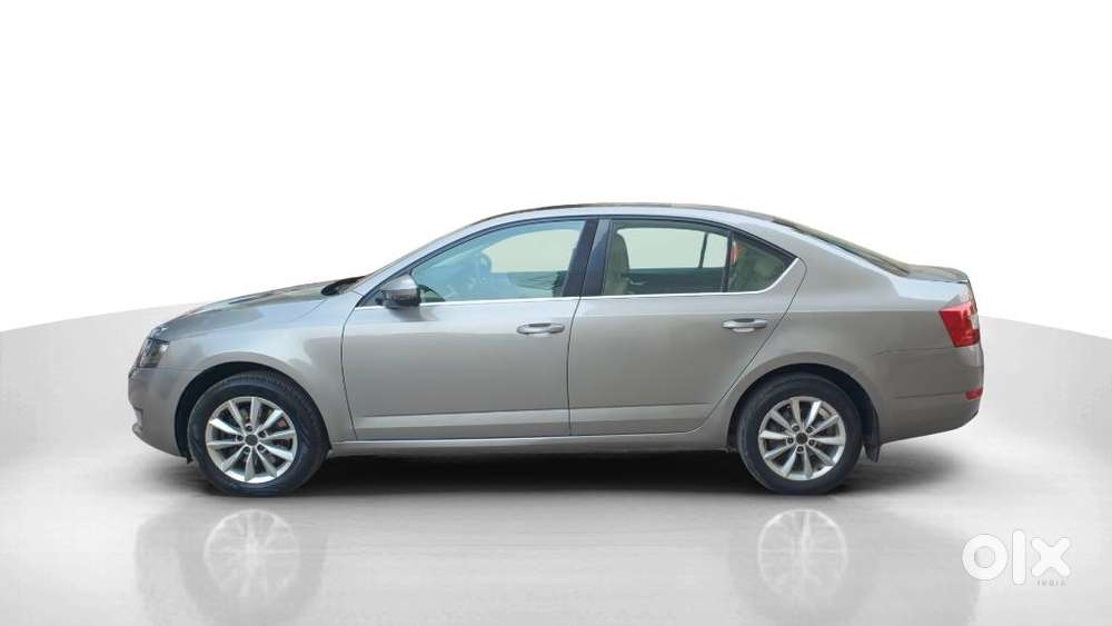 Skoda Octavia 1.8 Tsi Style Plus At, 2016, Petrol