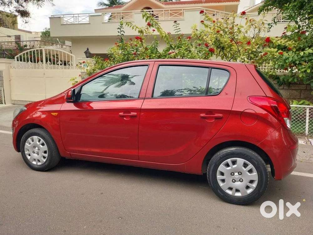 Hyundai I20 Petrol Cvt Magna Executive, 2013, Petrol