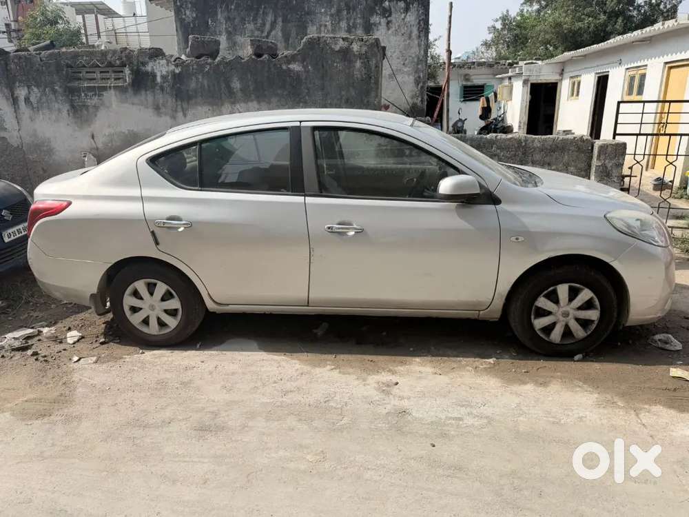 Nissan Sunny 2014 Diesel 100000 Km Driven