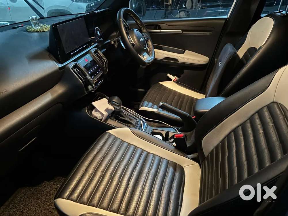 Kia Sonet Auto Top Model