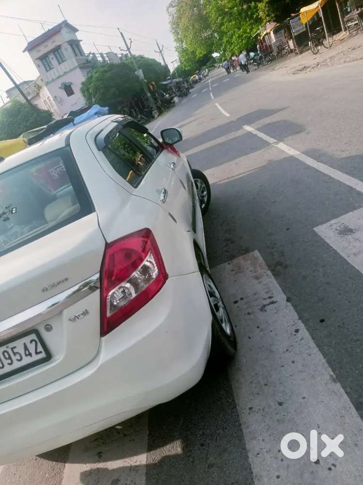 Maruti Suzuki Dzire 2015 Diesel Manual