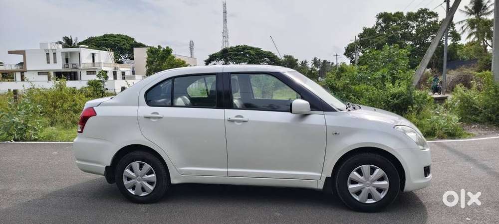Maruti Suzuki Swift Dzire Vxi, 2009, Petrol