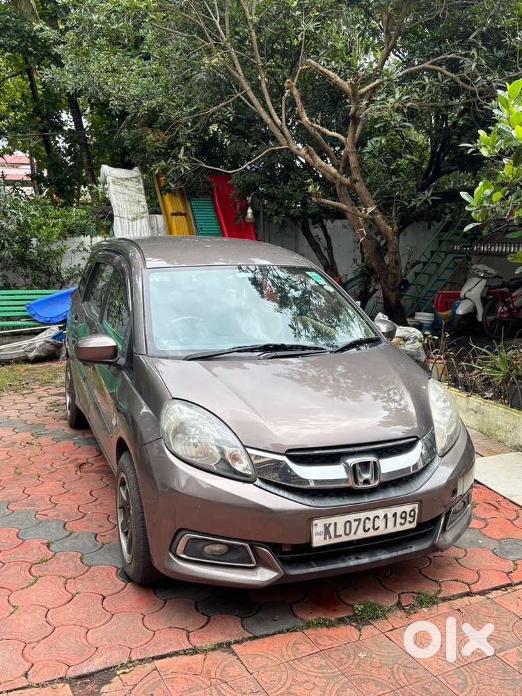 Honda Mobilio Diesel Variant 2014