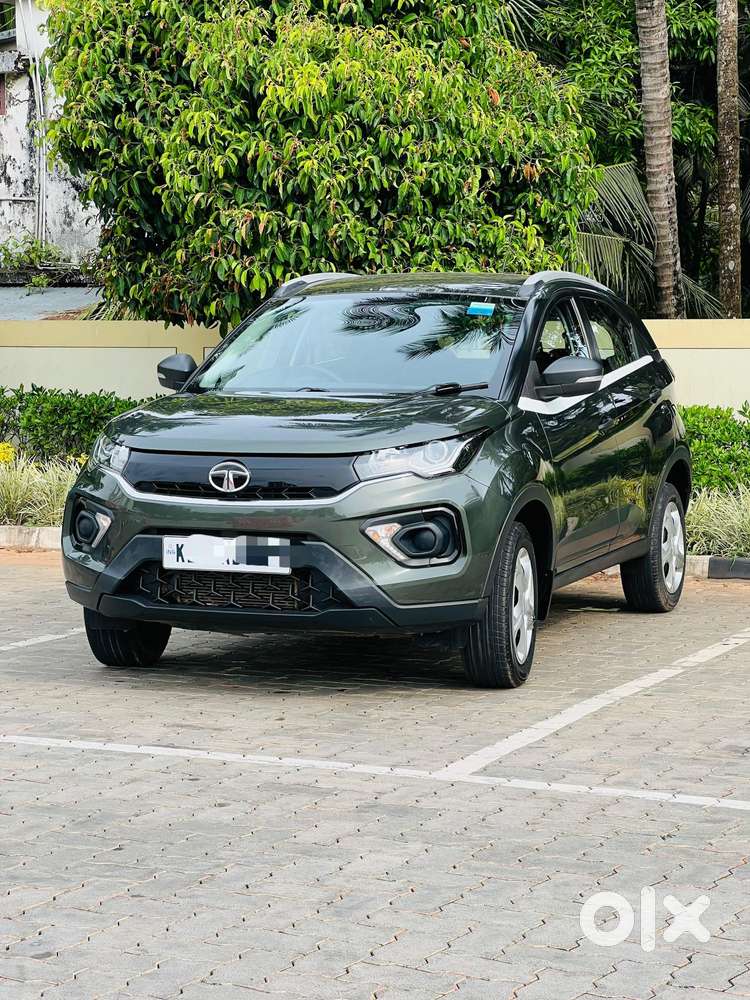 Tata Nexon 1.2 Revotron Xm (s), 2020, Petrol