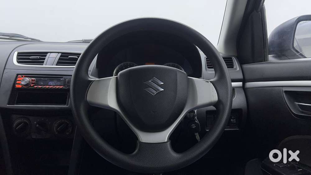 Maruti Suzuki Swift Vvt Vxi, 2014, Petrol