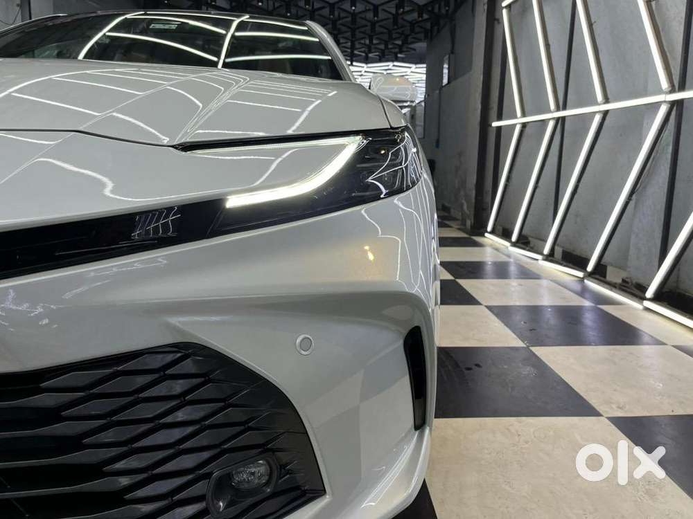 Toyota Camry 2025 Petrol Well Maintained