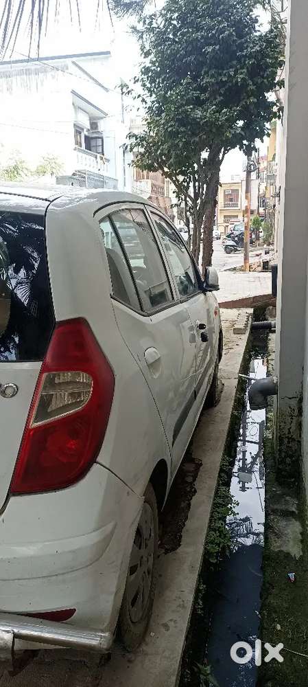 Hyundai I10 2011 Year Car
