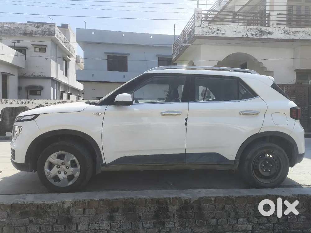 2022 Hyundai Venue  Top Condition  Single Owner  Must See