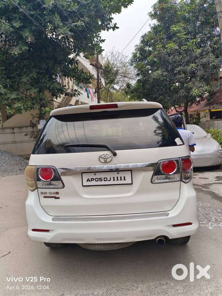 Toyota Fortuner 3.0 4x4 Manual, 2015, Diesel