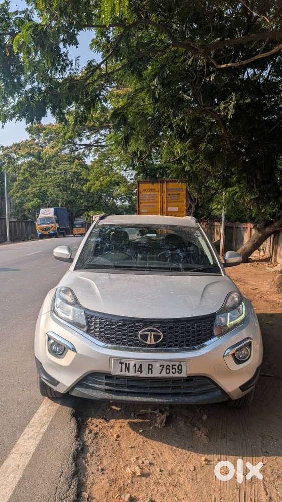 Tata Nexon 1.2 Revotron Xza Plus, 2018, Petrol