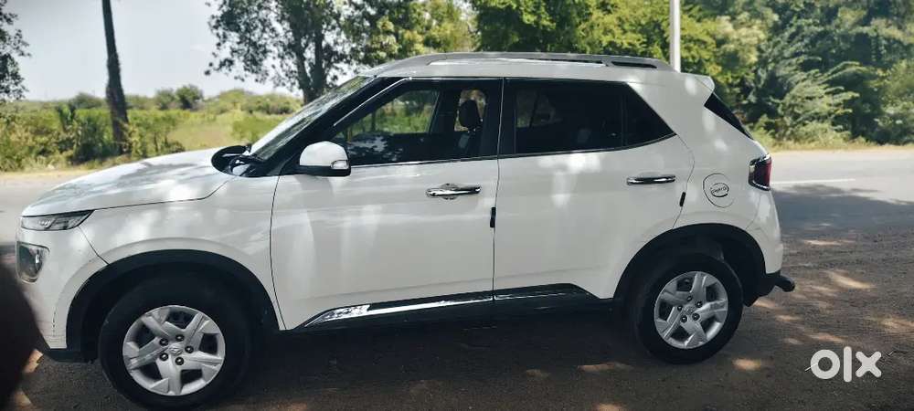 , Venue Petrol 1.2 S Plus 2020 Model