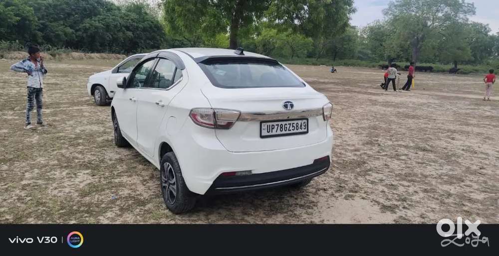 Tata Tigor Cng