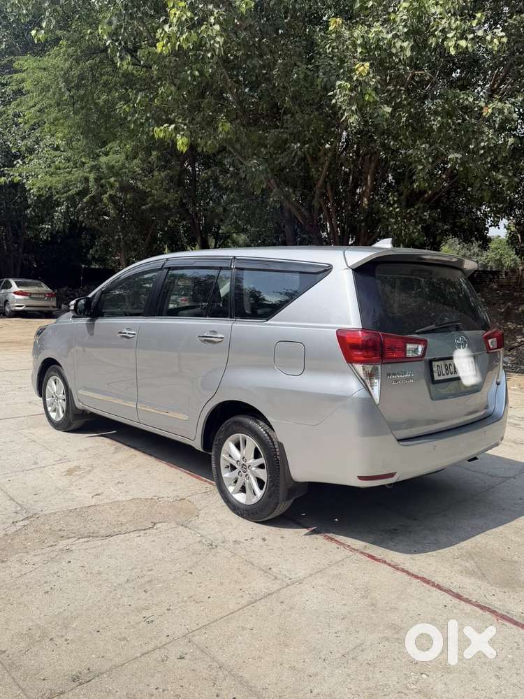 Toyota Innova Crysta 2.4 Vx Mt 8s, 2017, Diesel