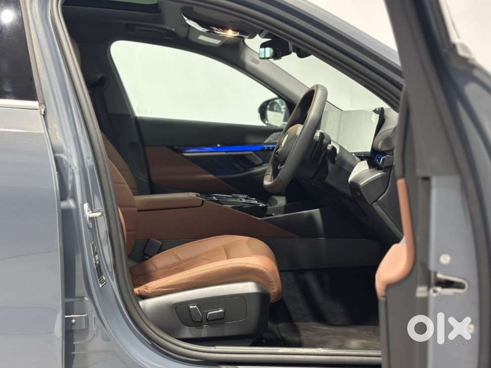Bmw 5 Series, 2025, Petrol