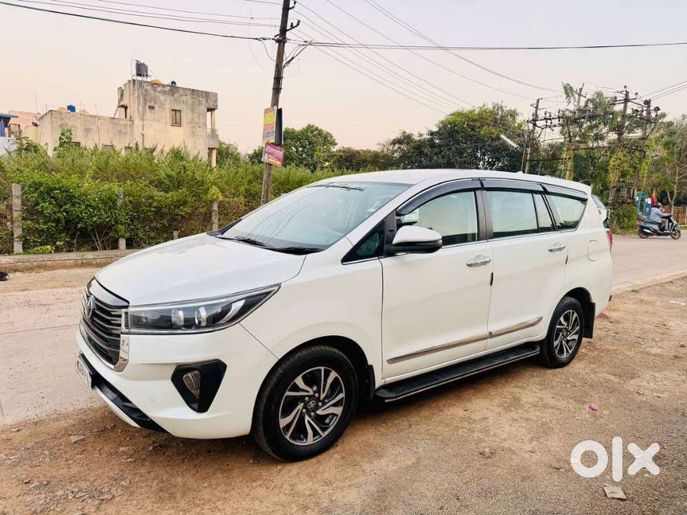 Toyota Innova Crysta 2.4 V 7 Str, 2022, Diesel