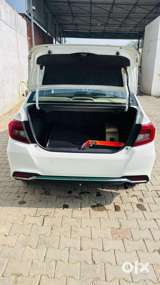 Honda Amaze 2022 Petrol Well Maintained