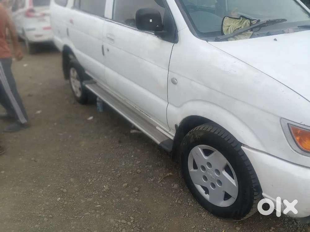 Chevrolet Tavera Diesel 2012