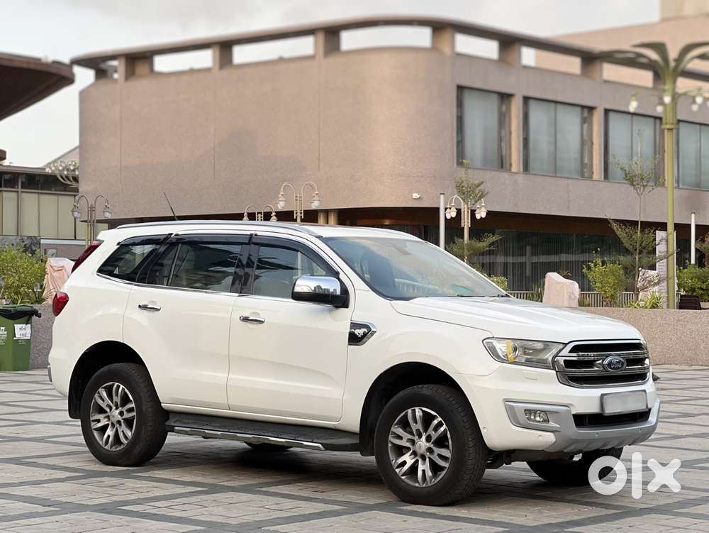 Ford Endeavour 3.2 Titanium At 4x4, 2017, Diesel