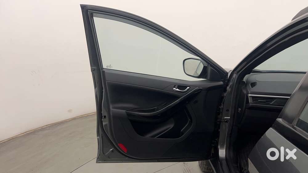 Tata Nexon Fearless Plus S 1.2 Revotron Petrol 7 Dca Dt, 2024, Petro..