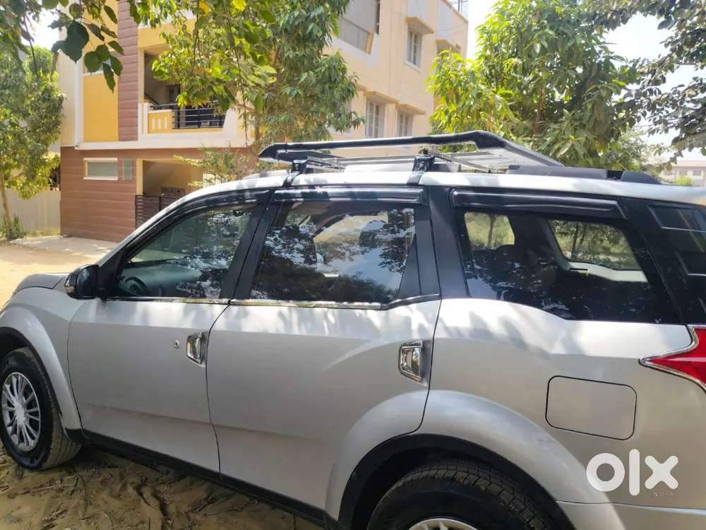 Mahindra Xuv500 W6 2016